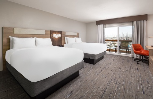 Ventura Hotel | Holiday Inn Express Hotel & Suites Ventura by IHG