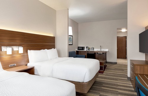 Waycross Hotel | Holiday Inn Express Hotel & Suites Waycross by IHG