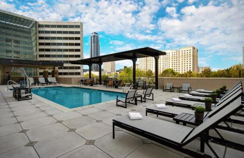 The Galleria Hotel | Holiday Inn Express - Houston - Galleria Area by IHG