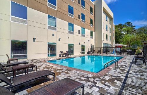 Huntsville Hotel | Holiday Inn Express - Huntsville Space Center by IHG