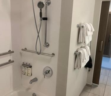 Jesup Hotel | Holiday Inn Express Jesup by IHG