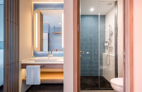 Pengjiang Hotel | Holiday Inn Express Jiangmen East Station by IHG
