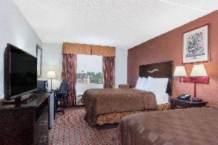 Lickdale Hotel | Holiday Inn Express Jonestown Ft Indiantown Gap by IHG