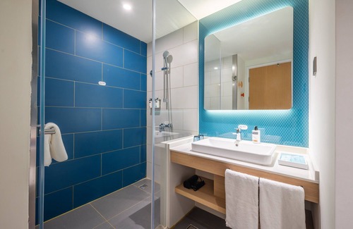 Jurong Hotel | Holiday Inn Express Jurong Xianlin by IHG