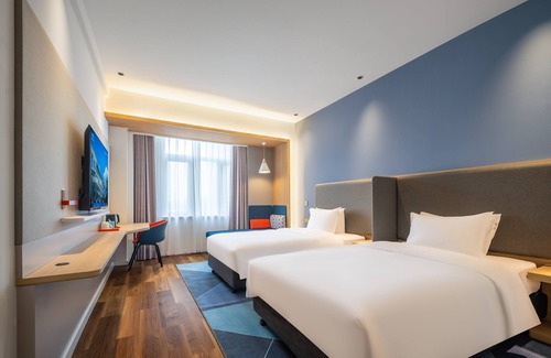Jurong Hotel | Holiday Inn Express Jurong Xianlin by IHG