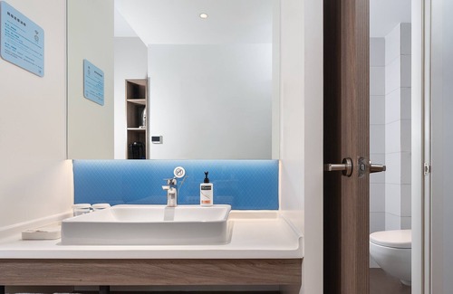 Kunming City Centre Hotel | Holiday Inn Express Kunming West by IHG