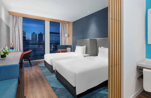 Panlong Hotel | Holiday Inn Express Kunming Panlong by IHG