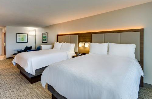 Lake Worth Hotel | Holiday Inn Express Lake Worth NW Loop 820 by IHG