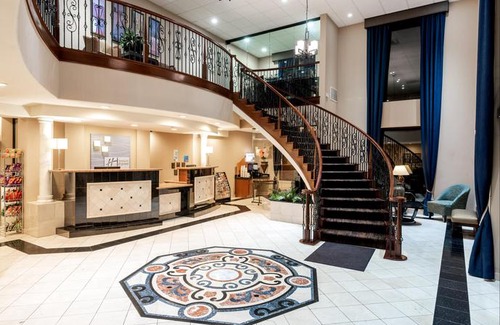 Lathrop Hotel | Holiday Inn Express Lathrop - South Stockton