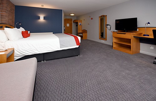 The Docks Hotel | Holiday Inn Express Liverpool-Albert Dock, an Ihg Hotel