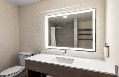 Fredericksburg Hotel | Holiday Inn Express Meadville (I-79 Exit 147a) by IHG