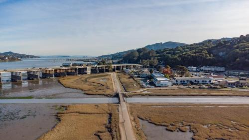 Almonte Hotel | Holiday Inn Express Mill Valley San Francisco Area by IHG