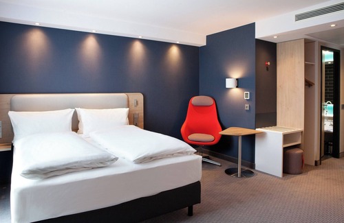 Furstenfeldbruck District Hotel | Holiday Inn Express Munich Olching by IHG