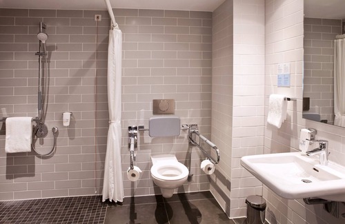 Alt-Moosach Hotel | Holiday Inn Express Munich - Olympiapark by IHG