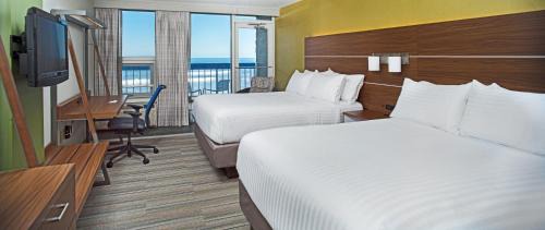 Nags Head Resort | Holiday Inn Express Nags Head Oceanfront by IHG