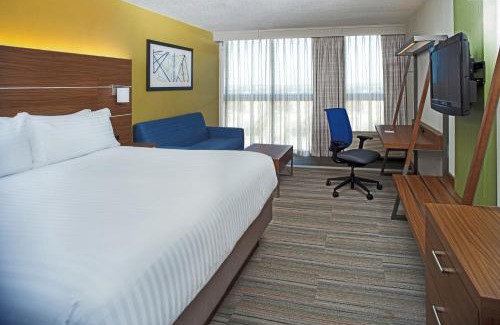 Nags Head Resort | Holiday Inn Express Nags Head Oceanfront by IHG