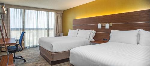 Nags Head Resort | Holiday Inn Express Nags Head Oceanfront by IHG