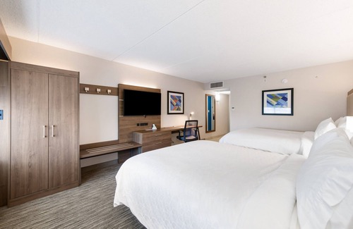 Naperville Hotel | Holiday Inn Express Naperville by IHG