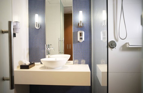 Port Moresby Hotel | Holiday Inn Express Port Moresby by IHG