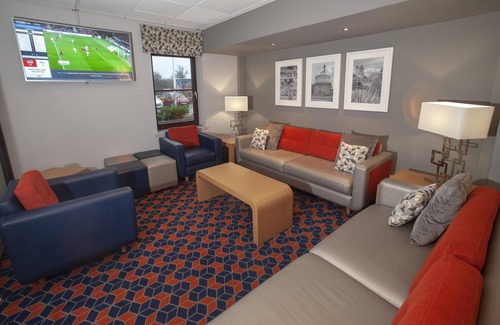 Perth Hotel | Holiday Inn Express Perth by IHG