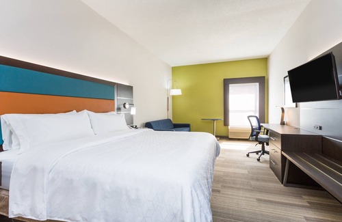 Plymouth Hotel | Holiday Inn Express Plymouth by IHG