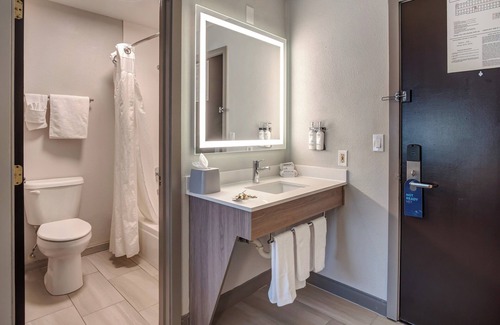 Troutdale Hotel | Holiday Inn Express Portland East - Troutdale by IHG