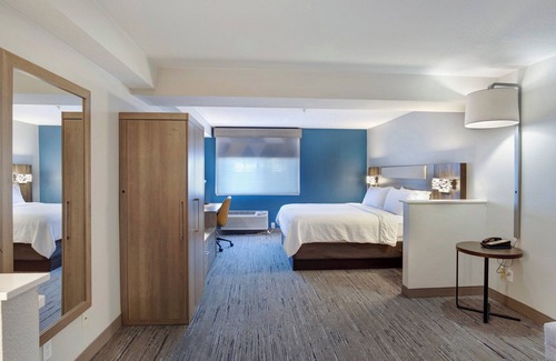 Troutdale Hotel | Holiday Inn Express Portland East - Troutdale by IHG