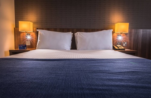 Higher Walton Hotel | Holiday Inn Express Preston - South by IHG