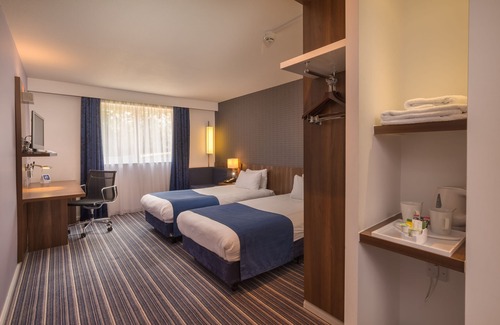 Higher Walton Hotel | Holiday Inn Express Preston - South by IHG