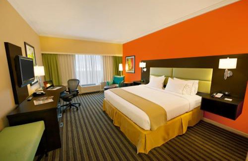 Plainsboro Hotel | Holiday Inn Express Princeton Southeast by IHG