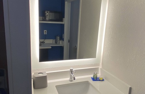 Princeton Hotel | Holiday Inn Express Princeton by IHG