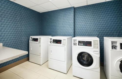 Richmond Hotel | Holiday Inn Express Richmond - Midtown by IHG