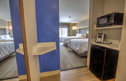 Rochelle Hotel | Holiday Inn Express Rochelle by IHG