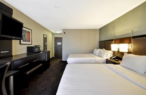 Romulus Hotel | Holiday Inn Express Romulus/Detroit Airport by IHG