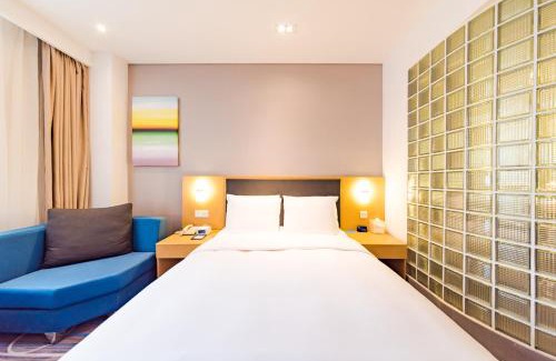 Changan Hotel | Holiday Inn Express Shijiazhuang Heping by IHG