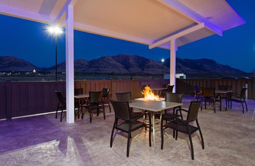Brigham City Hotel | Holiday Inn Express & Suites - Brigham City - North Utah by IHG