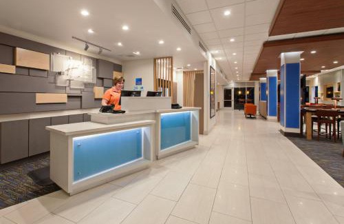 Brigham City Hotel | Holiday Inn Express & Suites - Brigham City - North Utah by IHG