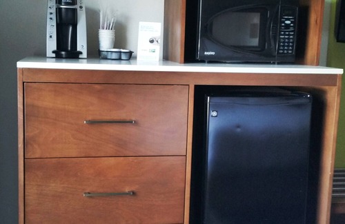 Clifton Park Hotel | Holiday Inn Express Suites Clifton Park by IHG