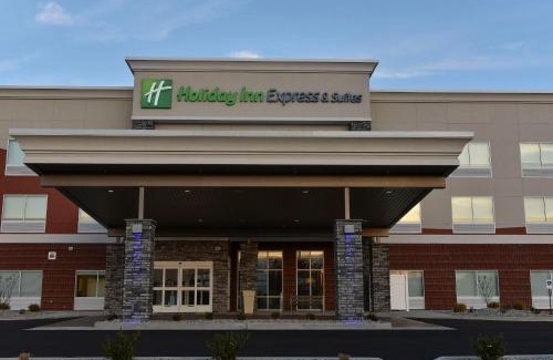 Madisonville Hotel | Holiday Inn Express & Suites - Madisonville by IHG