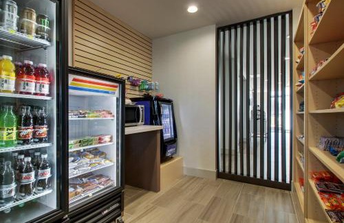 Mount Vernon Hotel | Holiday Inn Express & Suites - Mount Vernon by IHG