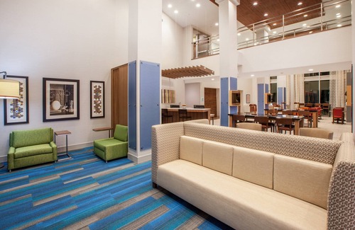 Noblesville Hotel | Holiday Inn Express & Suites Indianapolis NE - Noblesville by IHG