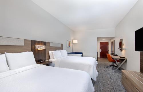 Richmond Hill Hotel | Holiday Inn Express Savannah South I-95 Richmond Hill by IHG