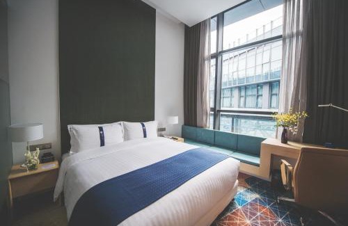 Songjiang Hotel | Holiday Inn Express Shanghai Songjiang Fangta by IHG