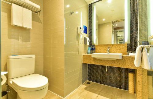 Jiading Hotel | Holiday Inn Express Shanghai Jiading Industry Park by IHG