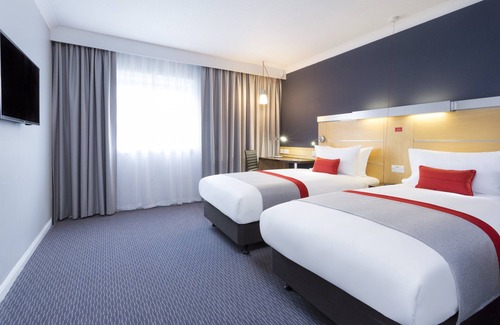 West End Hotel | Holiday Inn Express Southampton M27 Jct7 by IHG