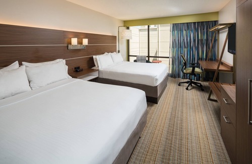 Springfield Hotel | Holiday Inn Express Springfield by IHG