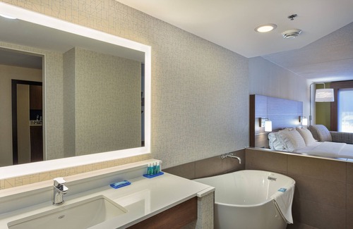 Cannifton Hotel | Holiday Inn Express & Suites Belleville by IHG