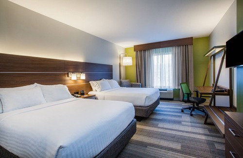 California Hotel | Holiday Inn Express & Suites Lexington Park-California by IHG