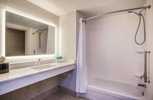 California Hotel | Holiday Inn Express & Suites Lexington Park-California by IHG