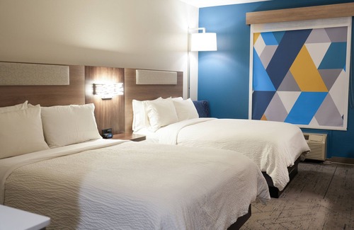 Cedar Hill Hotel | Holiday Inn Express & Suites Dallas Southwest-Cedar Hill by IHG